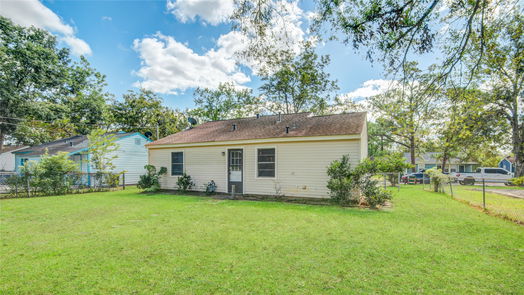 Angleton 1-story, 3-bed 701 Kyle Street-idx