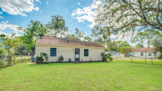 Angleton 1-story, 3-bed 701 Kyle Street-idx