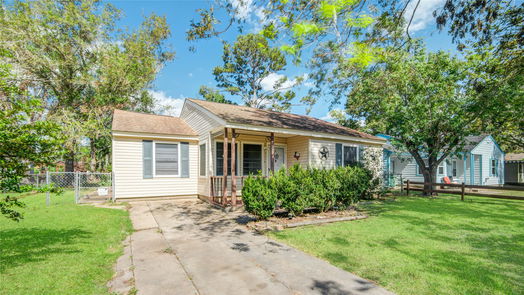 Angleton 1-story, 3-bed 701 Kyle Street-idx