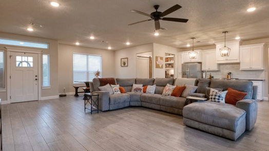 Angleton 1-story, 4-bed 520 Angus Trail-idx