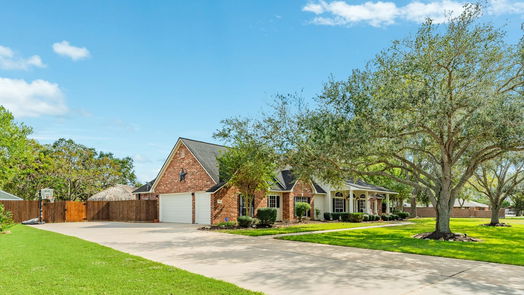 Angleton null-story, 3-bed 308 Heritage Oaks Drive-idx