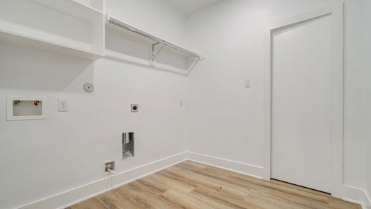 Angleton null-story, 6-bed 554 Six Gun Trail-idx