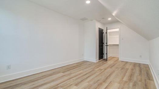 Angleton null-story, 6-bed 554 Six Gun Trail-idx