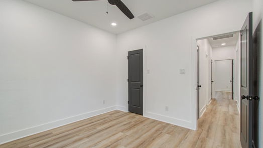 Angleton null-story, 6-bed 554 Six Gun Trail-idx