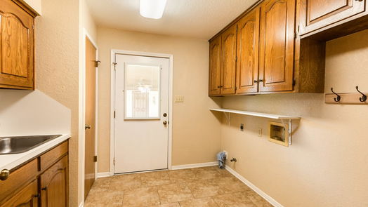 Angleton null-story, 3-bed 33 N Erik Drive-idx