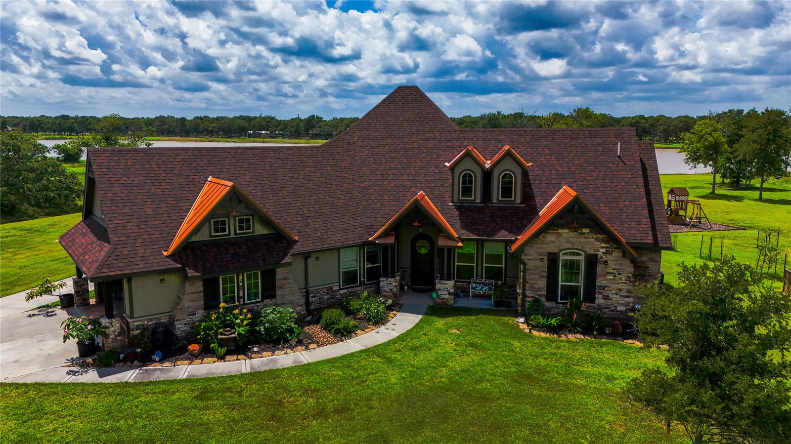 Richwood 2-story, 3-bed 32602 Amberjack Drive-idx