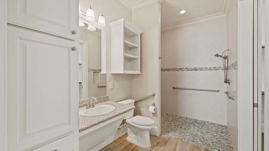 Bacliff 2-story, 4-bed 4023 Bayshore Drive-idx