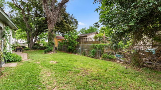 Bacliff 2-story, 3-bed 4210 Bayshore Drive-idx