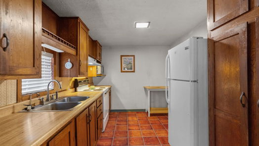 Bacliff 1-story, 1-bed 4311 14th Street-idx