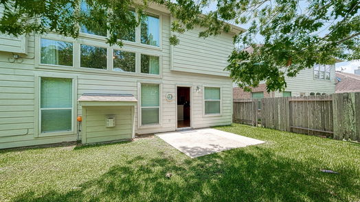 Bacliff 2-story, 4-bed 4934 Chase Stone Drive-idx