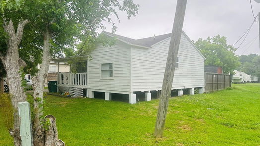 Bacliff 1-story, 3-bed 4619 18th Street-idx