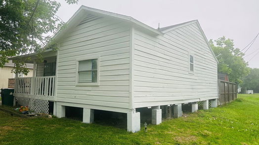 Bacliff 1-story, 3-bed 4619 18th Street-idx