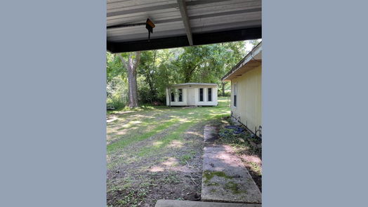 Batson null-story, 3-bed 17084 Old Schoolhouse Road-idx