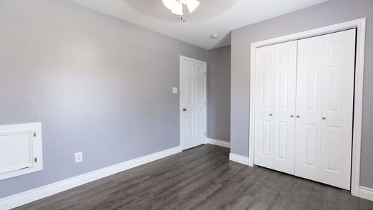 Baytown 1-story, 3-bed 204 W James Street-idx