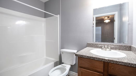 Baytown 1-story, 3-bed 204 W James Street-idx