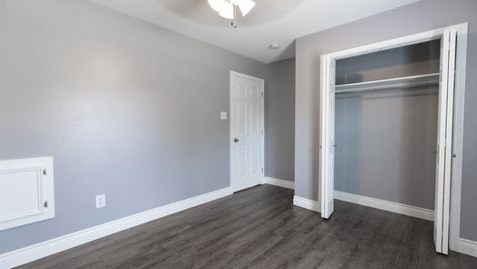 Baytown 1-story, 3-bed 204 W James Street-idx
