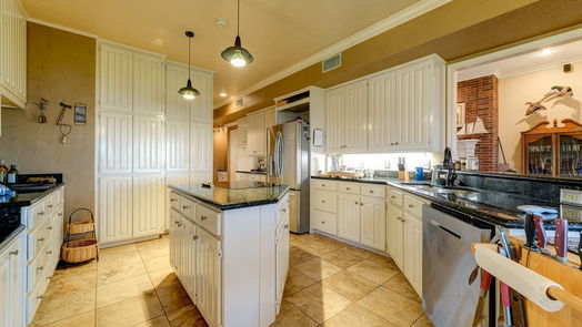 Baytown 2-story, 4-bed 406 S Burnett Drive-idx