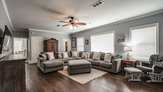 Baytown 1-story, 3-bed 800 N Jones Street-idx