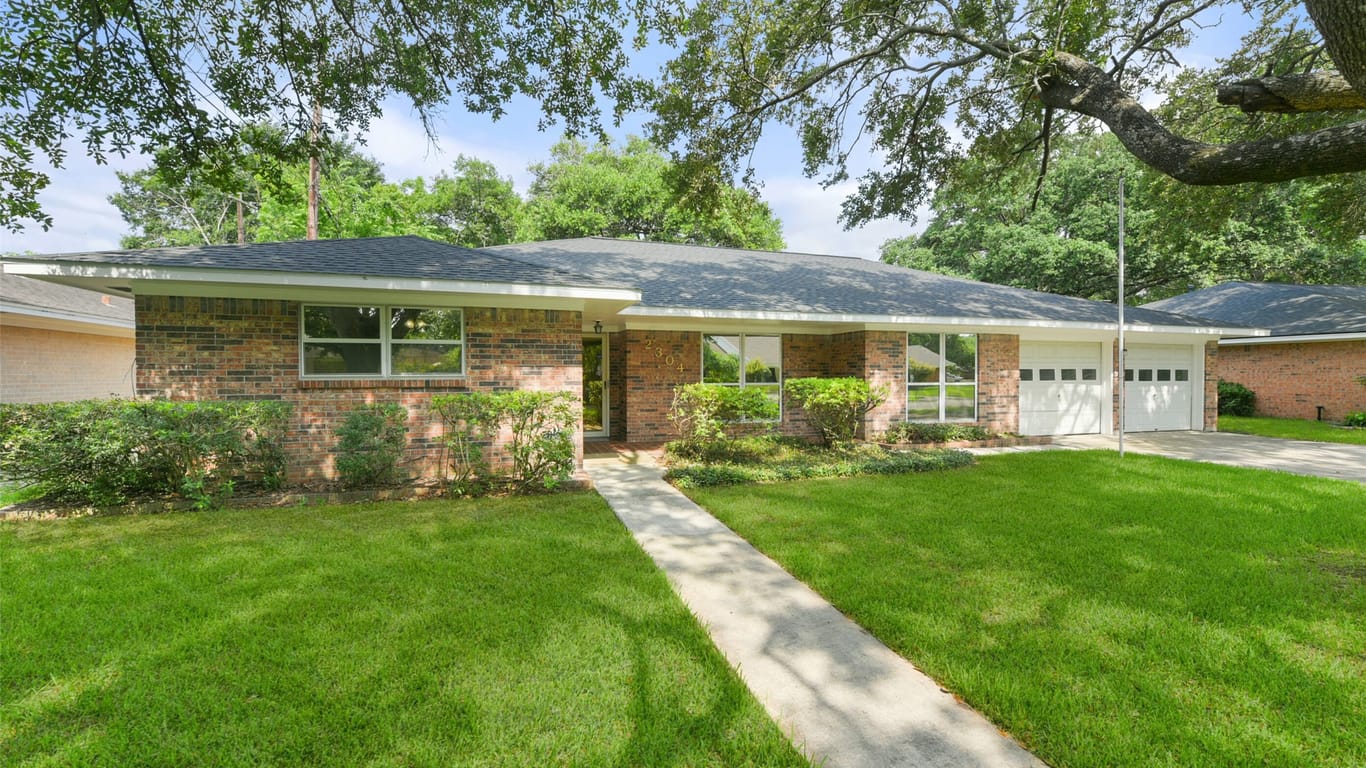 Baytown 1-story, 3-bed 2304 Eaves Drive-idx