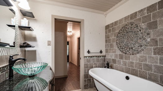 Baytown 1-story, 3-bed 1805 Colby Drive-idx