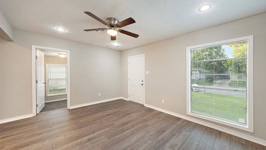 Baytown 1-story, 3-bed 317 Briarwood Drive-idx