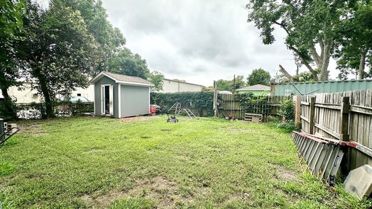 Baytown 1-story, 2-bed 309 E Defee Avenue-idx