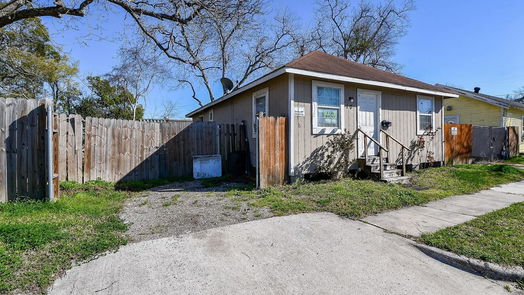 Baytown 1-story, 3-bed 10 N 3rd Street-idx