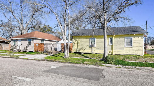 Baytown 1-story, 3-bed 10 N 3rd Street-idx