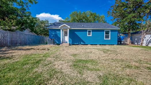 Baytown 1-story, 3-bed 709 E Republic Avenue-idx