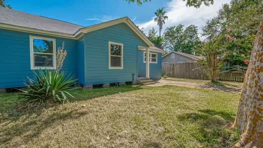 Baytown 1-story, 3-bed 709 E Republic Avenue-idx