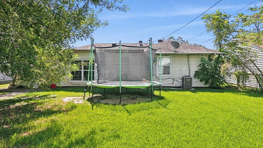 Baytown 1-story, 3-bed 505 S Circle Drive-idx