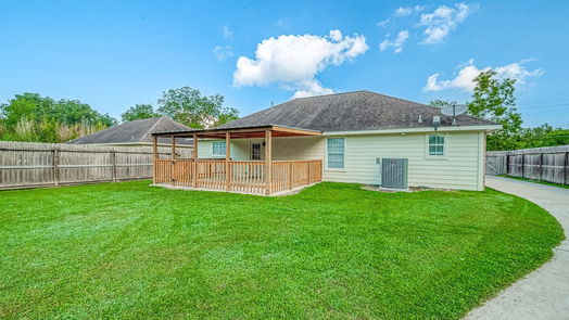 Baytown 1-story, 3-bed 113 W Shreck Street-idx