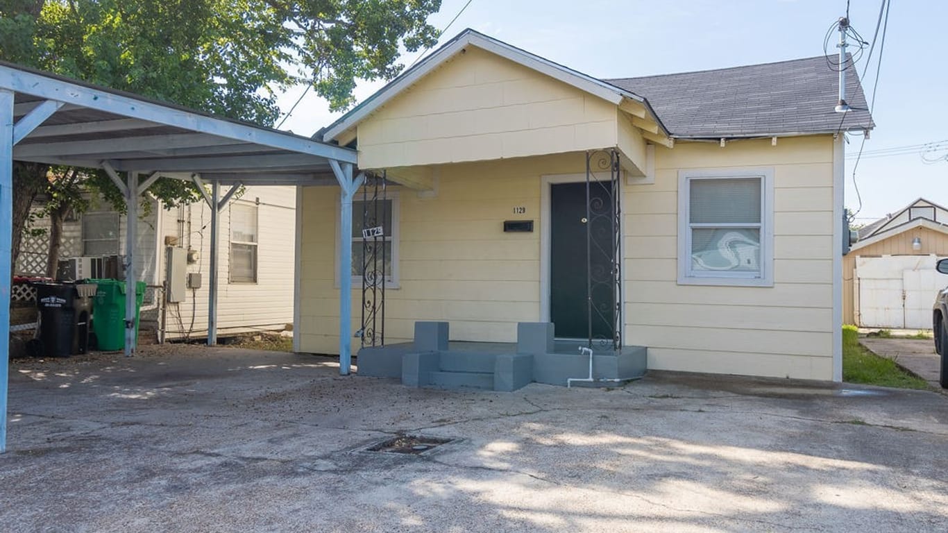 Baytown 1-story, 3-bed 1129 Beech Street-idx