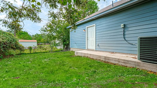 Baytown 1-story, 4-bed 403 Travis Street-idx