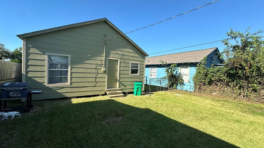 Baytown 1-story, 2-bed 119 W Main Street-idx