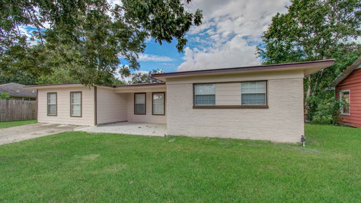 Baytown 1-story, 4-bed 1006 W lobit ave-idx