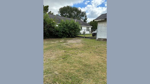 Baytown 1-story, 3-bed 1805 Maryland Street-idx