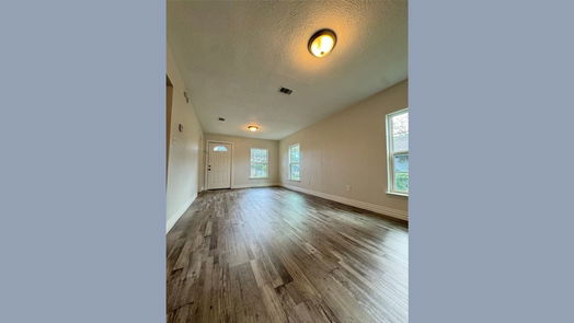 Baytown 1-story, 2-bed 302 Travis Street-idx