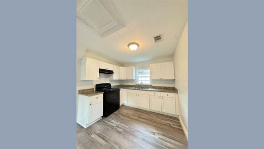 Baytown 1-story, 2-bed 302 Travis Street-idx