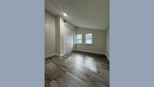 Baytown 1-story, 2-bed 302 Travis Street-idx