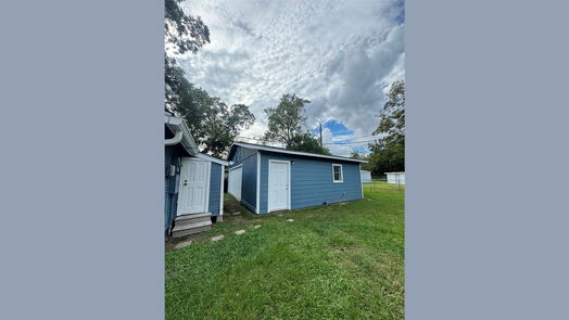 Baytown 1-story, 2-bed 302 Travis Street-idx