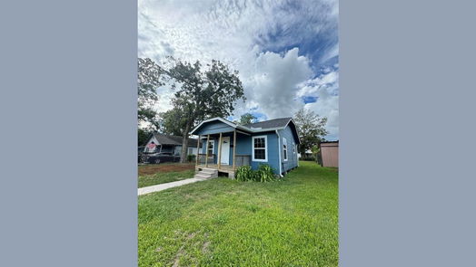 Baytown 1-story, 2-bed 302 Travis Street-idx