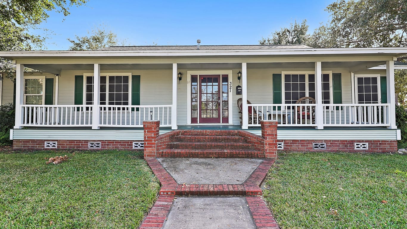 Baytown 1-story, 2-bed 321 W Sterling Avenue-idx