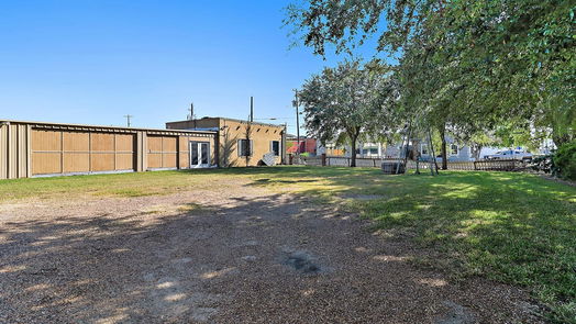 Baytown 1-story, 2-bed 321 W Sterling Avenue-idx