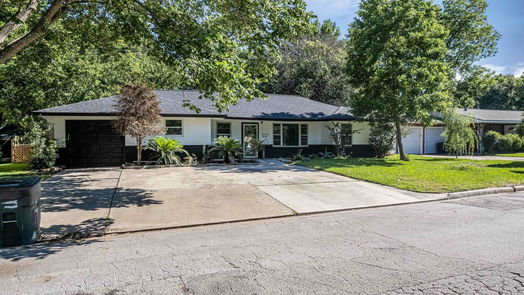 Baytown 1-story, 3-bed 608 W Lobit Street-idx