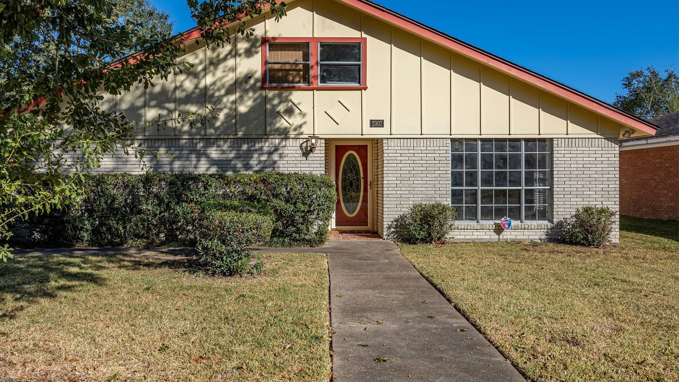 Baytown null-story, 4-bed 2307 French Place-idx