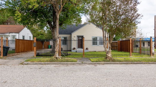 Baytown null-story, 3-bed 313 Lafayette Street-idx