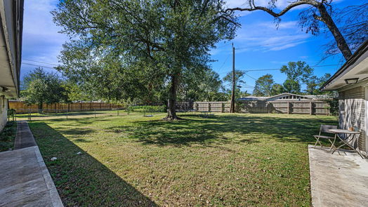 Baytown null-story, 5-bed 129 Red Bud Lane-idx