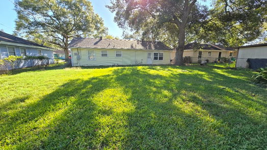 Baytown null-story, 3-bed 1004 S Shepherd Drive-idx