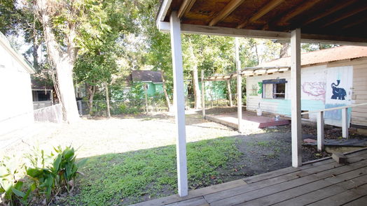 Baytown 1-story, 2-bed 518 E Adoue Street-idx